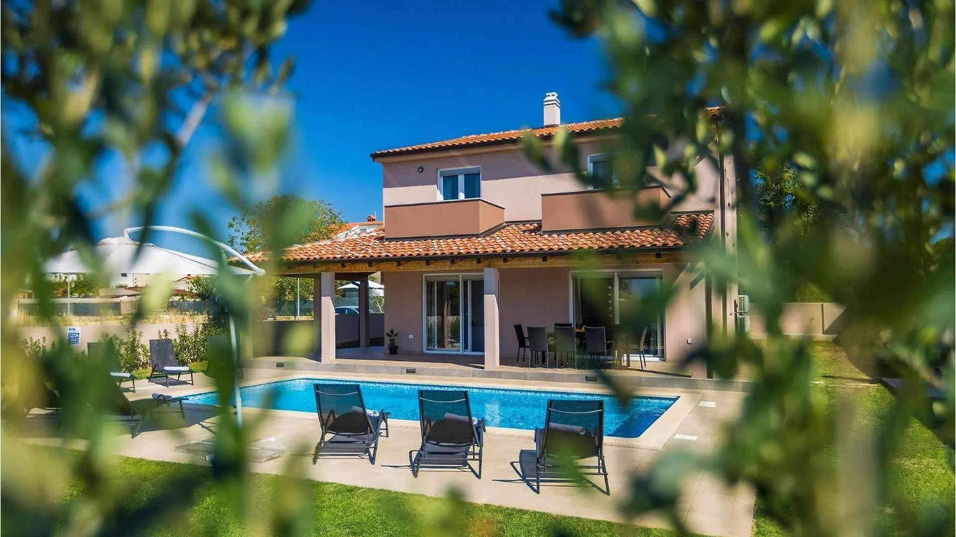 Villa Enjoy Pula Semesterbostad